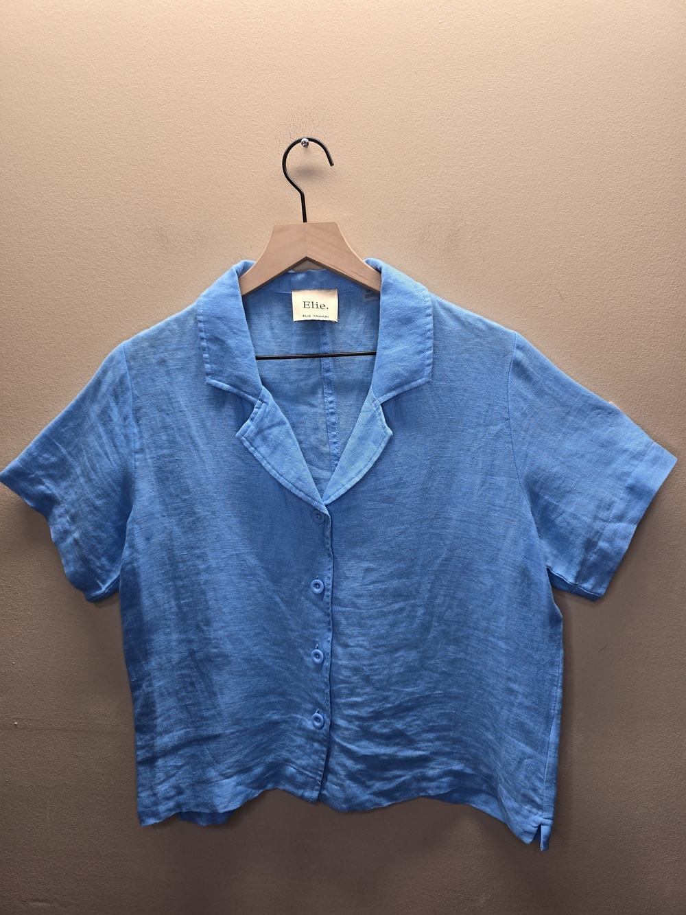Elie Tahari 100% Linen Short Sleeve Button-Down Crop Shirt - Sky Blue (Size S) - Picture 2 of 8